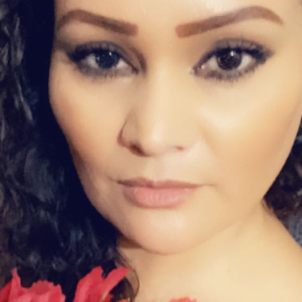 Meet your Posher, Arminda